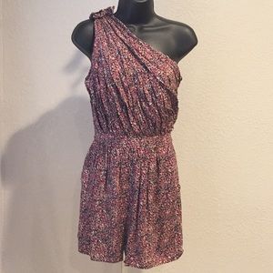 BCBGeneration Colorful One Shoulder Romper Pockets